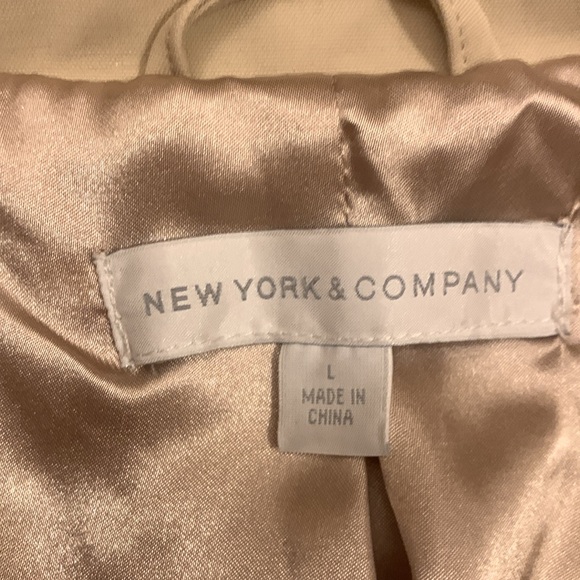 NY & Co EUC Short Double Breast Belted Trench Coat - Picture 14 of 16